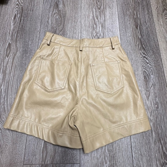 Lilyful women’s beige leather shorts - Picture 8 of 9